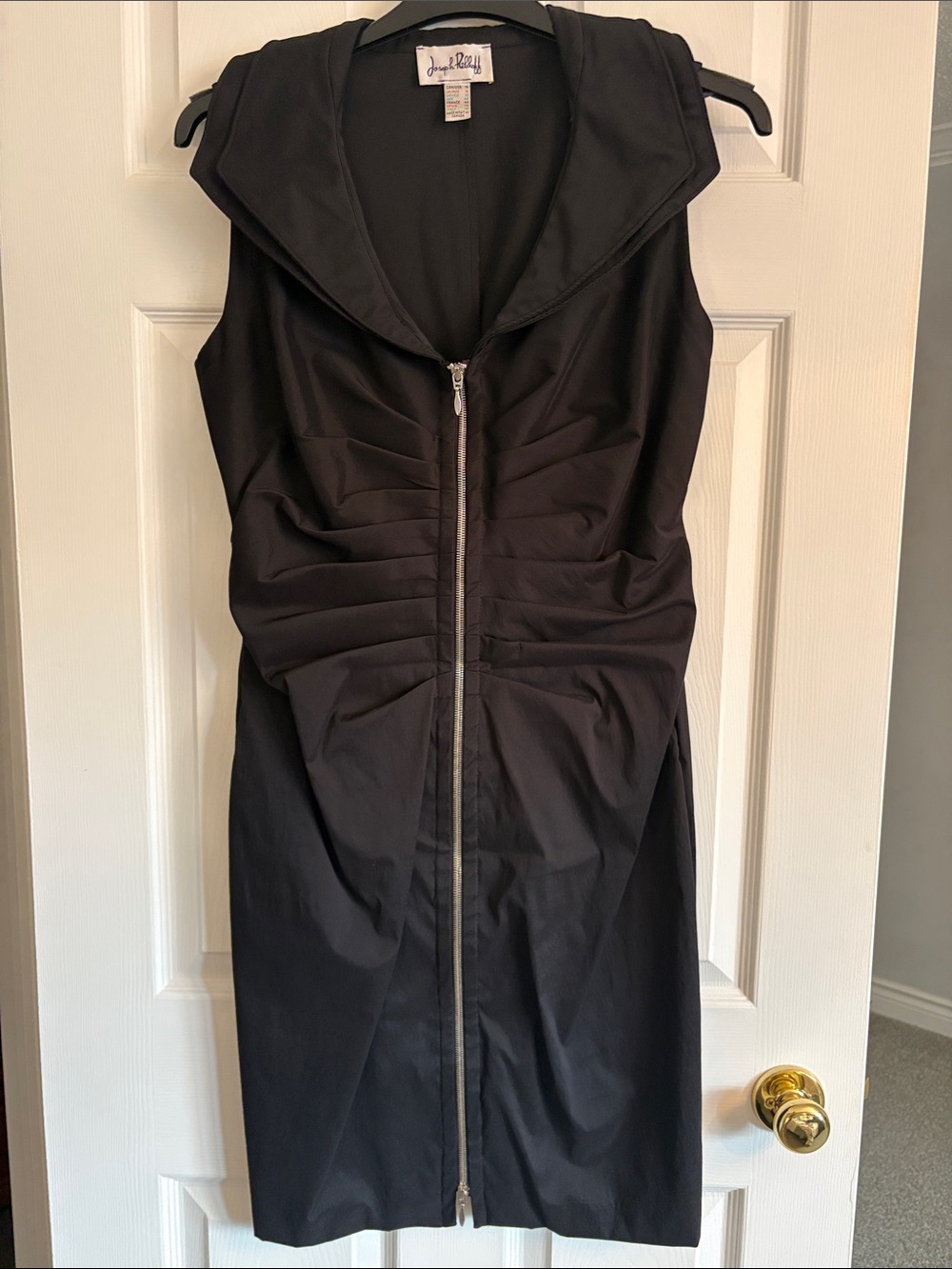 JOSEPH RIBKOFF Black Zip-Front Midi Dress